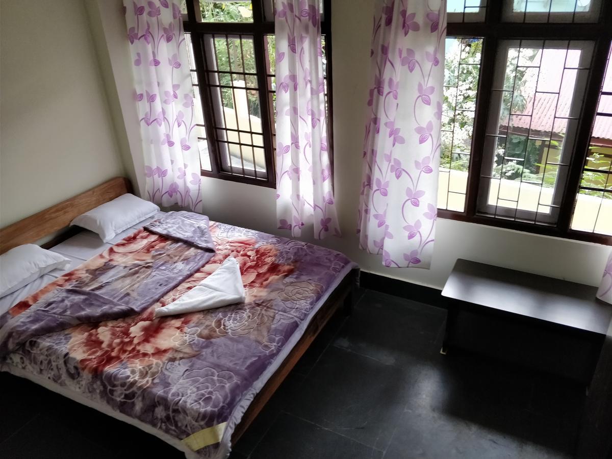 Hotel Pine Leaf Gangtok Eksteriør billede